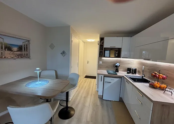 Abbaye Du Cap, Jolie , Cap D'agde