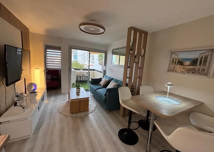 Abbaye Du Cap, Jolie , Cap D'agde *